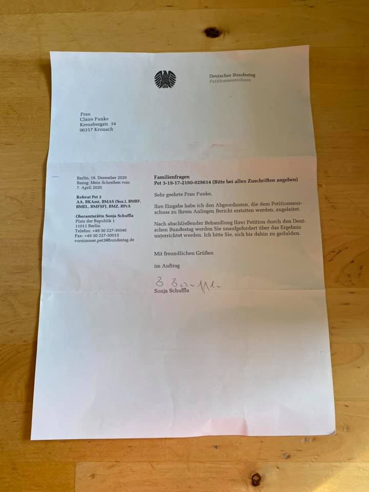 Bild von einem Brief vom Petitionsausschuss des Deutschen Bundestag.